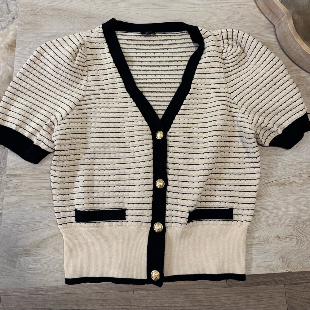 Express Cream and Black Puff Sleeve Top